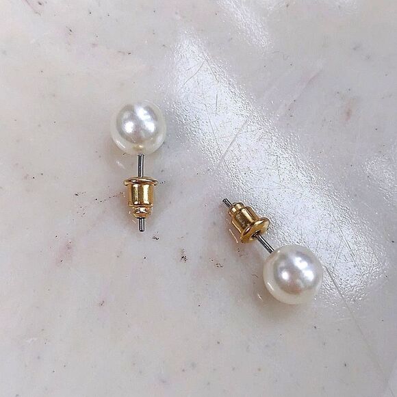 Faux Pearl Studs 1/4" diameter - Picture 1 of 4